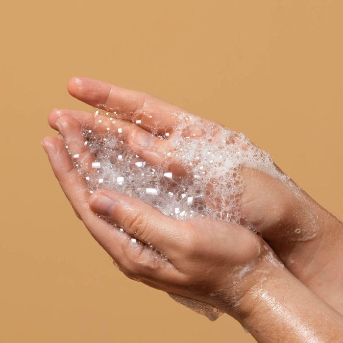 新裝-302純萃洗淨洗髮精．涼感