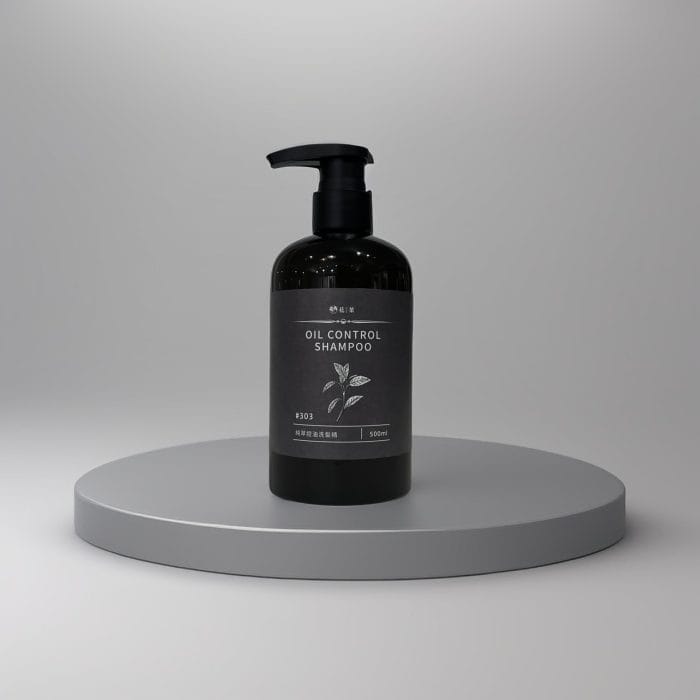 303-01 新裝-303純萃控油洗髮精